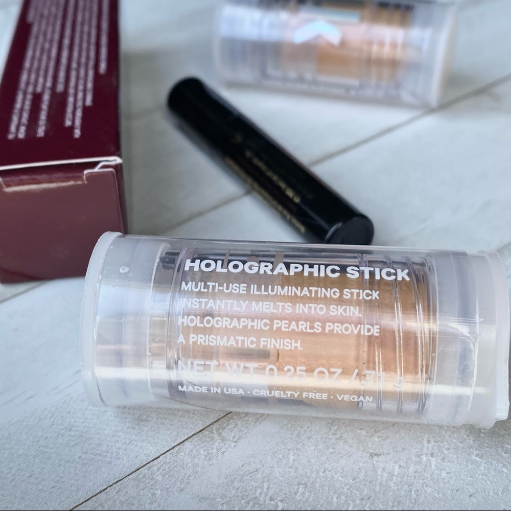 NIB Bundle of Makeup Basics: The Natural Glow